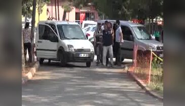 Adana'da kapkaç yaptıktan bir saat sonra yakalandılar