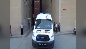 Üs bölgesine malzeme götüren TIR'a PKK bombası: 1 ölü, 1 yaralı