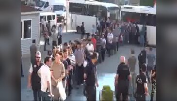 Bursa'da 51 polis adliyeye sevk edildi