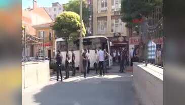 Eskişehir'de FETÖ'den gözaltına alınan avukat ve polisler adliyede