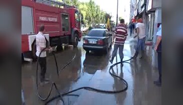 Rize Fındıklı'da selde kaybolan çocuğu arama çalışmaları sürüyor