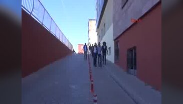 Uyuşturucu satıcısı 3 kişi gözaltına alındı