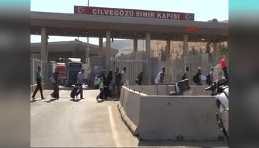 Suriyeliler bayramlaşmak için ülkelerine gidiyor