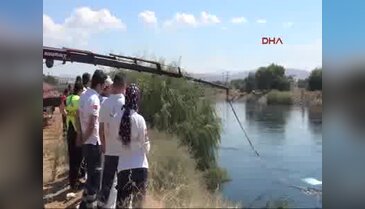Üç gündür kayıptı Kızılırmak'a uçan otomobilden ölü çıkarıldı