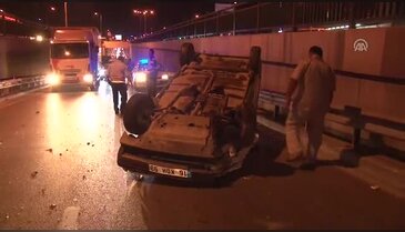 Bursa'da kontrolden çıkan araba takla attı - 2