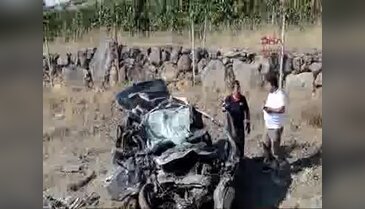 TIR'la karşılıklı çarpışan otomobil sürücüsü öldü