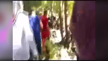 Serinlemek için girdiği çayda boğuldu