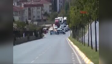 Askeriye önünde şüpheli paket hareketliliği