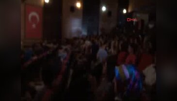 İTO Mezunu sanatçı öğretmen, meslektaşlarını çoşturdu