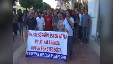 Eğitim-Sen'den ihraçlara basın açıklamasıyla protesto