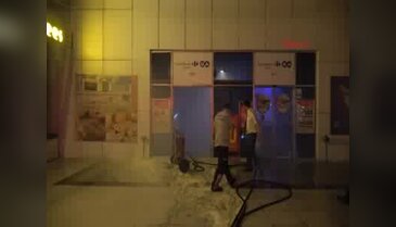 Markette çıkan yangın korkuttu