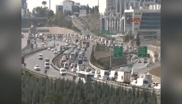 İstanbul'da trafik yoğunluğu - 1