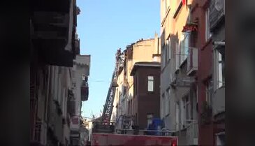 Yedikule'de apartmanda yangın paniği