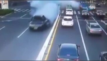Lüks araç bomba gibi patladı