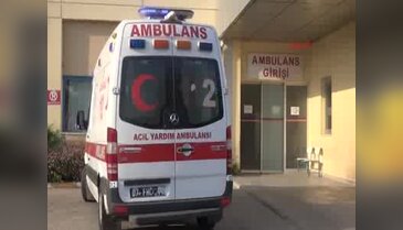 Otomobil parası vermeyen babasını baltayla öldürdü