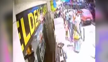 Zihinsel engelliyi dövüp, burnunu kıran güvenlik kamerasında