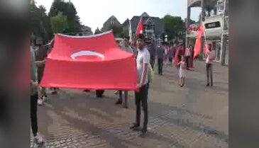 Çizdiği uygunsuz resme Erdoğan'ı konu eden Alman sanatçı protesto edildi