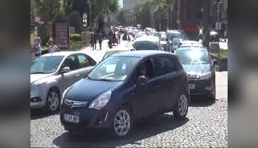 Çanakkale'de uzun kuyruklar oluştu