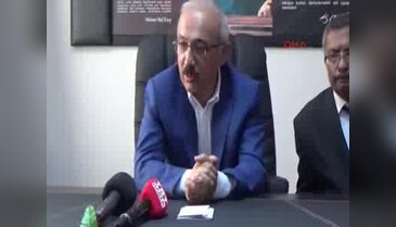 Bakan Elvan'la selamlaşma kuyruğu