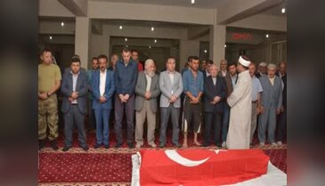 Çatak'ta şehit edilen korucu toprağa verildi