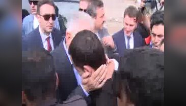 Başbakan Yıldırım, Doğubayazıt'ta şehit korucuların ailelerine taziyede bulundu