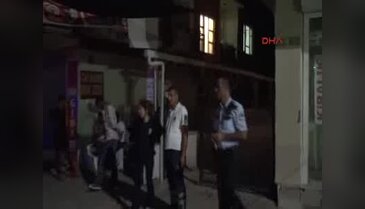 Eşini boğazını keserek öldürdü, polisi aradı