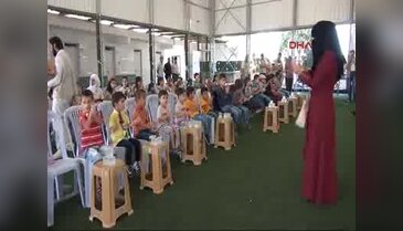 Suriyeli yetim çocuklara moral günü
