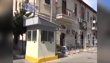 Parkta çocuğa tecavüze kalkışanı linçten polis kurtardı