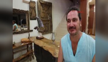 Geri dönüşüm malzemesinden heykel ve aksesuar