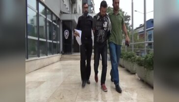 Bursa'da bankamatikte yardım bahanesiyle vurgun...