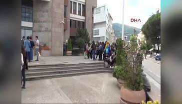 Bursa'da Zeki Müren Lisesi öğrencilerinden müzikli protesto