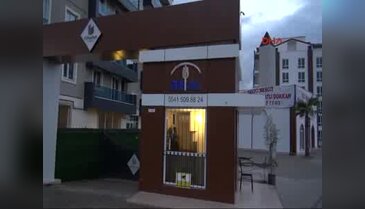 Parasını alamayınca mescidi satışa çıkardı