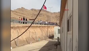 Derik'te 6 bin 300 mültecinin kaldığı kamp boşaltılıyor