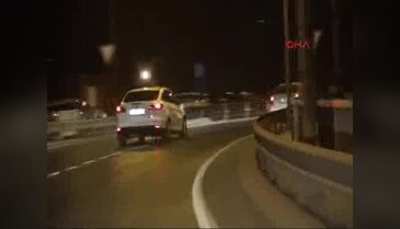 İzmir'de FETÖ operasyonu: 76 gözaltı