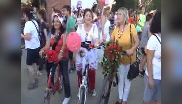 'Süslü kadınlar' pedal çevirdi - 2
