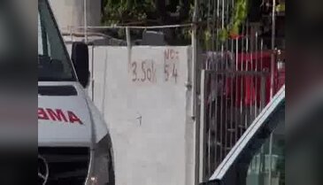 Vücuduna elektrik verip intihar etti