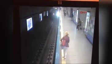 İstanbul metrosunda korkunç olay - 1