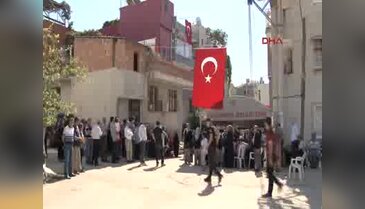 Şehit jandarma uzman çavuş Tolga Özdinç son yolculuğuna uğurlandı - 2