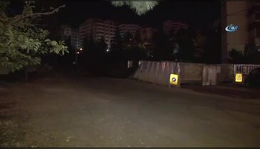 Patlayan su borusu şantiyenin çökmesine neden oldu