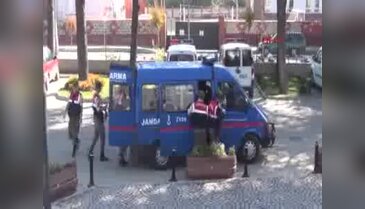 Bursa'da 210 kilo armudu yemek için çalmışlar