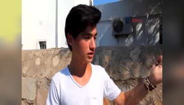 Çocukların uyarısıyla yanan motosikletten indi
