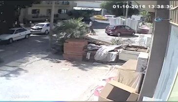 Öğretmen eşini ikna edemeyen koca kendini vurdu