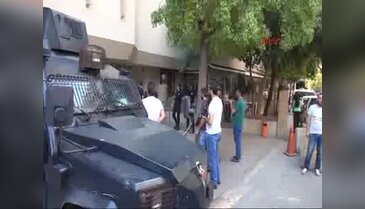 Adana'da eş zamanlı bombalı saldırı hazırlığındaki PKK'lılar operasyonla yakalandı - 2