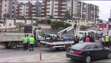 Bursa'da Esentepe kavşağında feci kaza! - 2