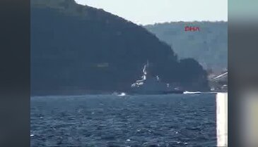 Rus askeri kargo gemisi Çanakkale Boğaz'ndan geçti