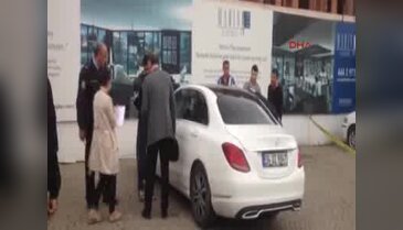 Otomobilin içerisinde intihar etti
