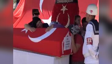 Fırat Kalkanı şehidi son yolculuğuna uğurlandı