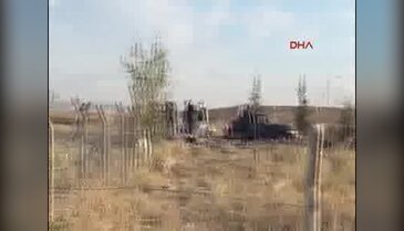 Ankara'da iki canlı bomba kendini patlattı - 1
