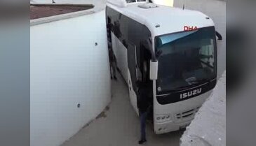 3'üncü Ana Jet Üs Komutanlığı'ndaki FETÖ operasyonunda 21 tutuklama