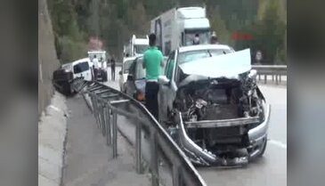 Bursa'da yağmurla gelen kazalarda 11 kişi yaralandı